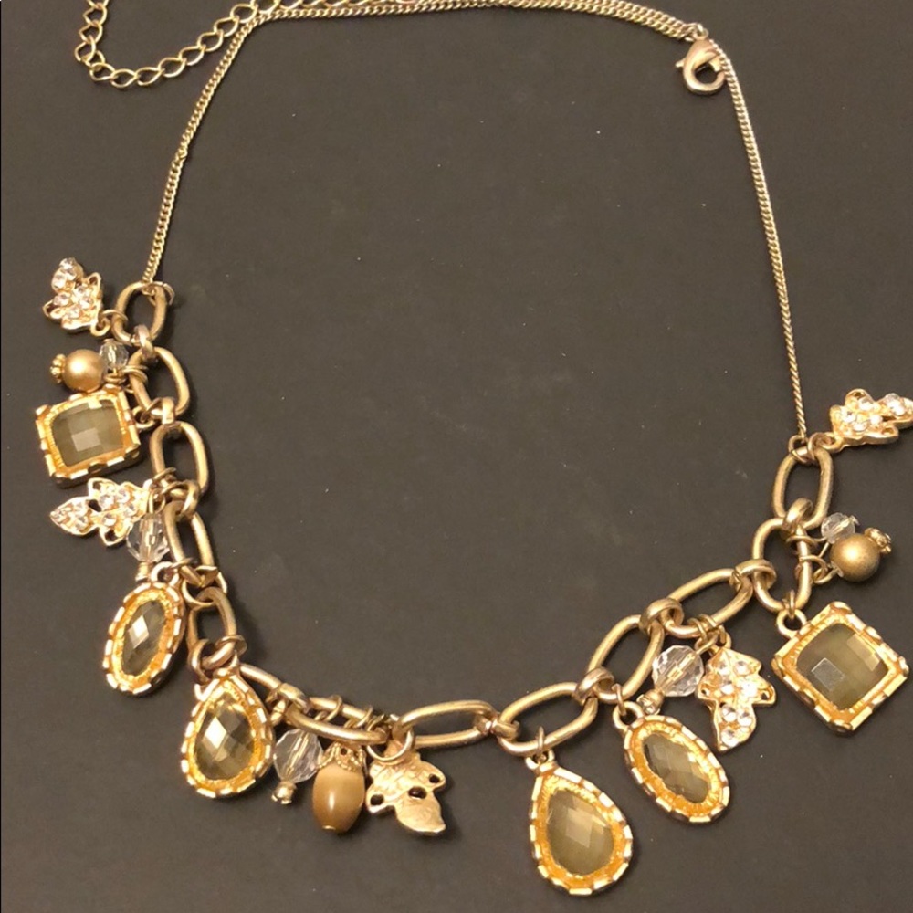Gold toned necklace